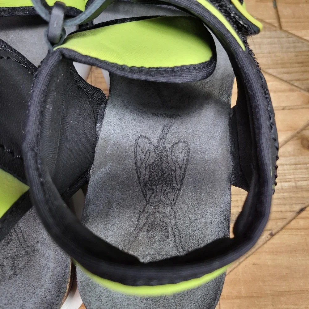 New Fly London Sigo Black Pistachio Wedge Platform Sandals‎ 41 10 - 10.5